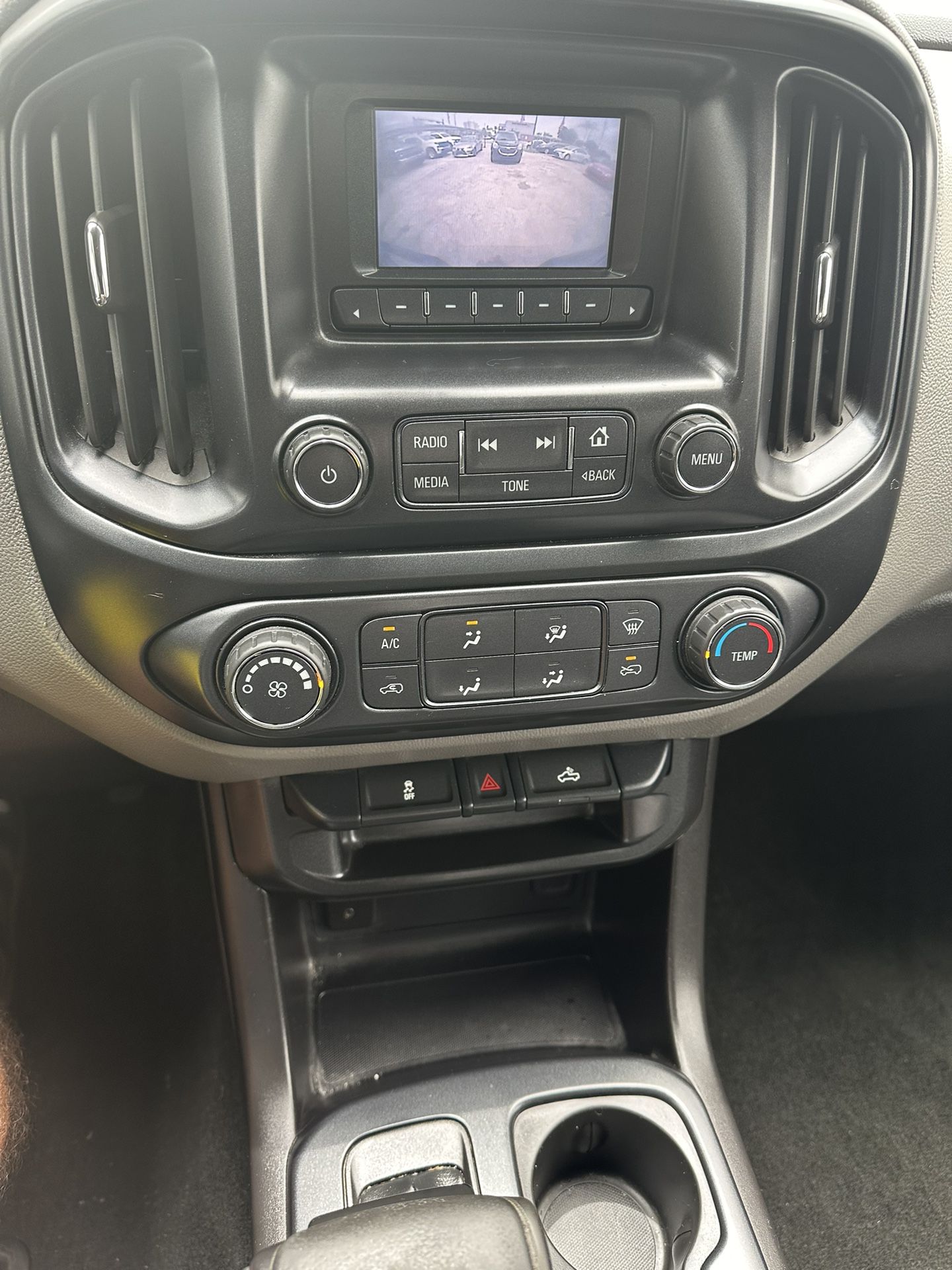 used 2016 chevy colorado - interior view 3