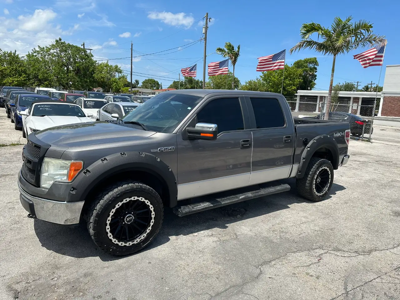 used 2010 Ford F-150 - front view 3