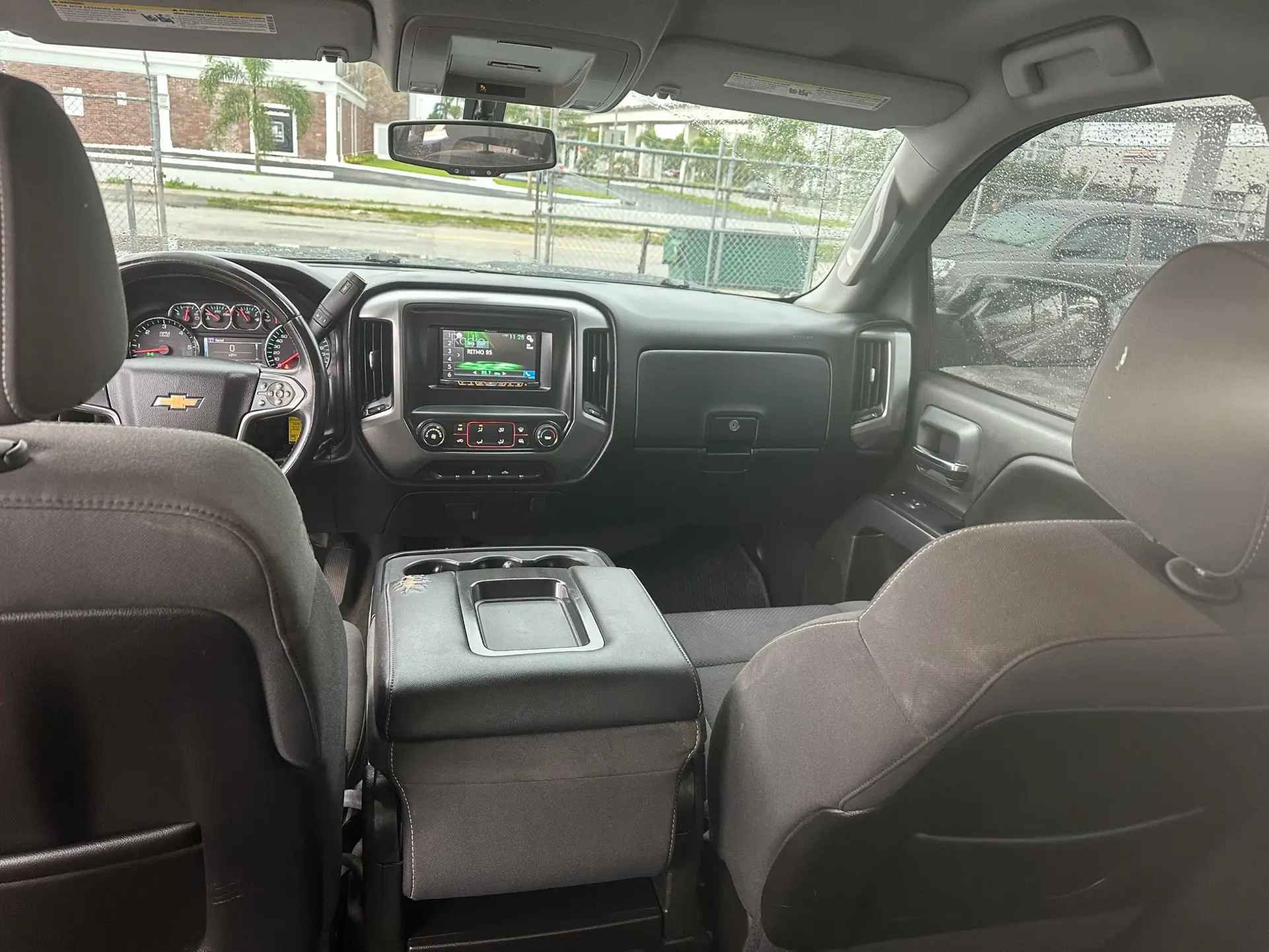 used 2015 Chevrolet Silverado - interior view 3