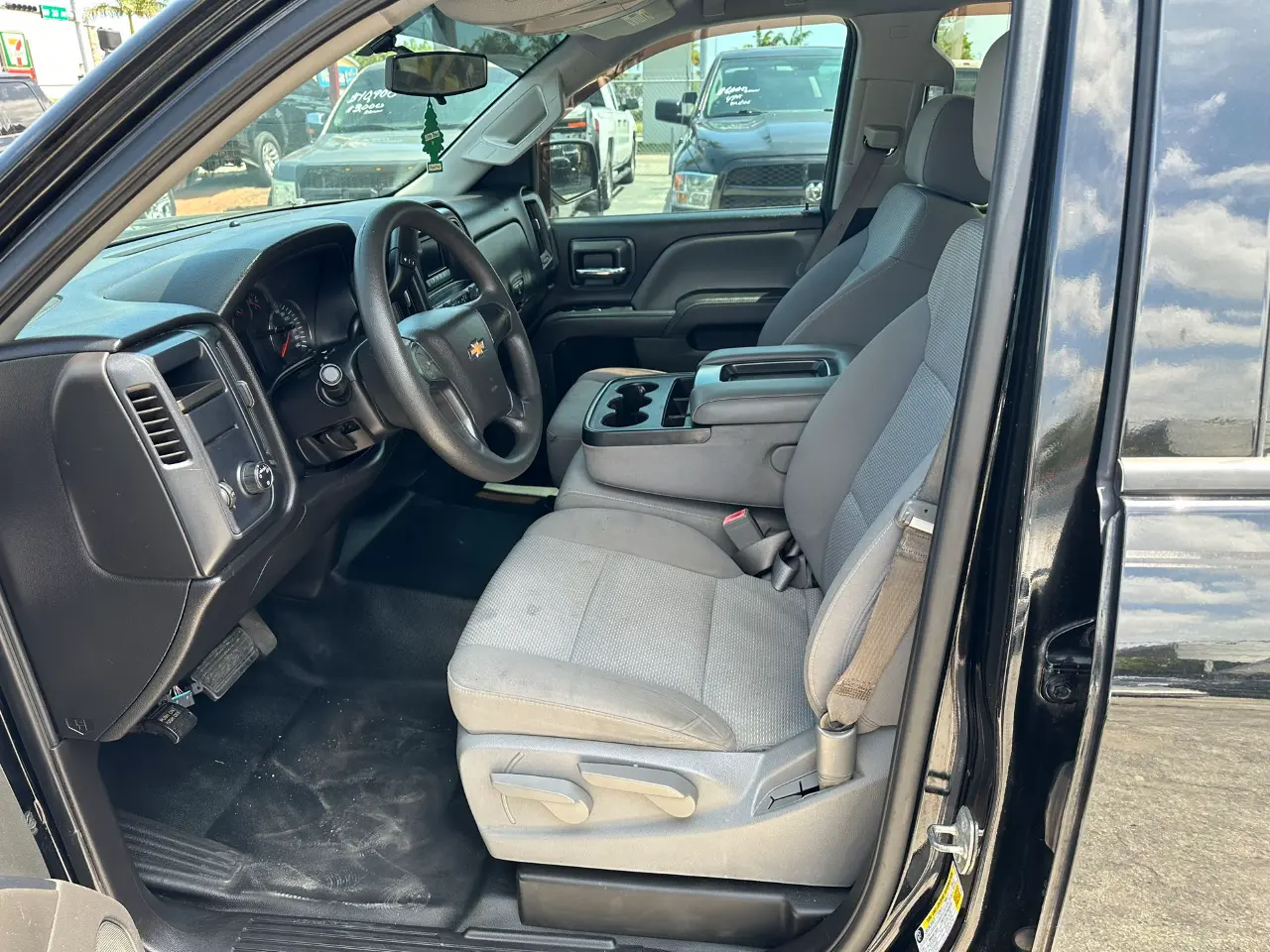 used 2015 Chevrolet Silverado 1500 - interior view 1