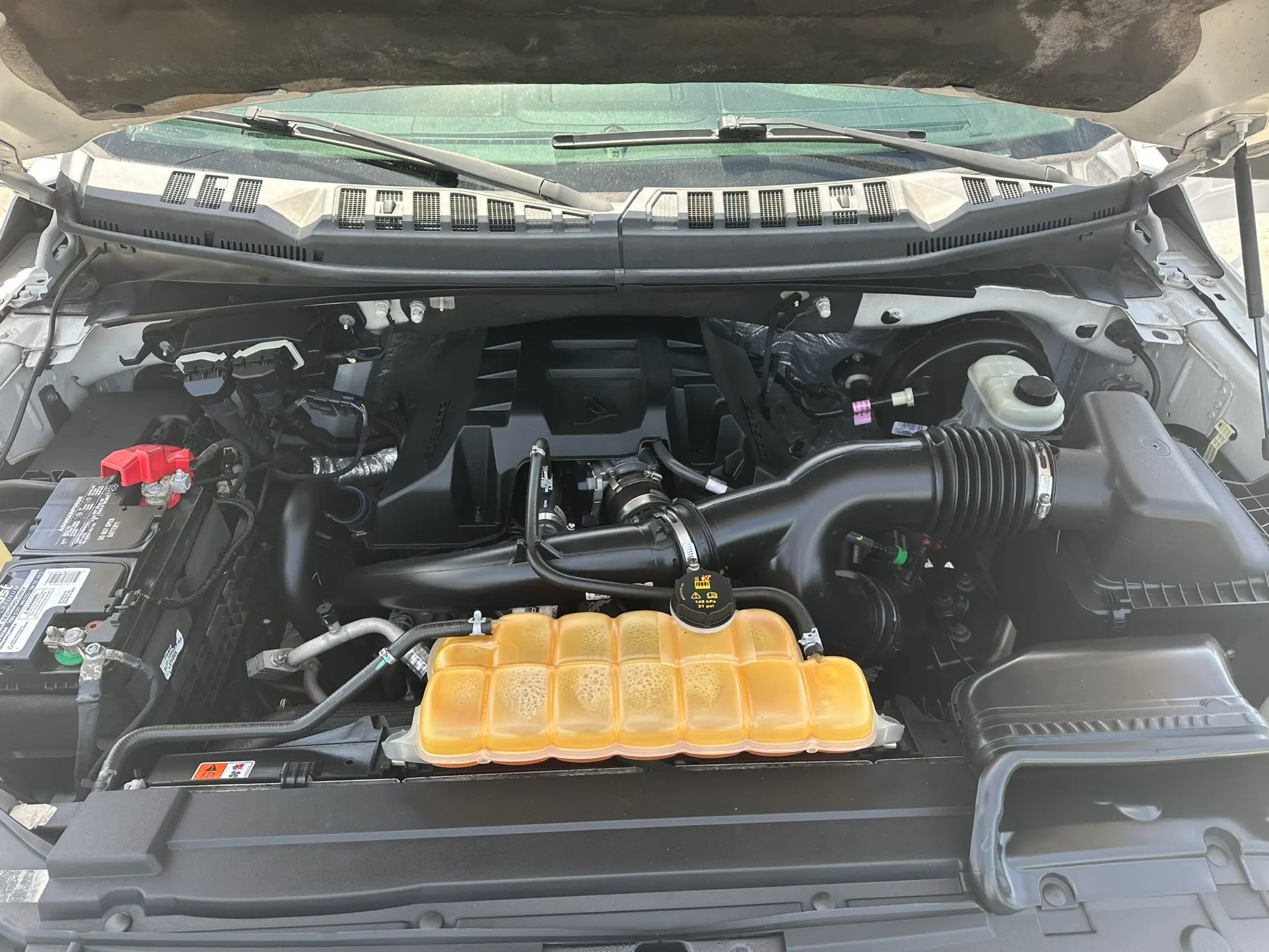 used 2015 Ford F-150 - engine
