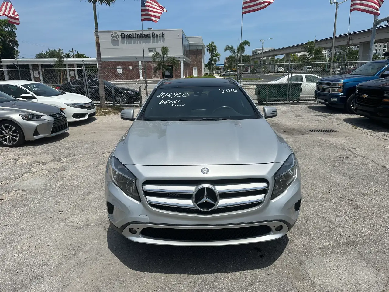 used 2016 Mercedes-Benz GLA-Class - front view 2