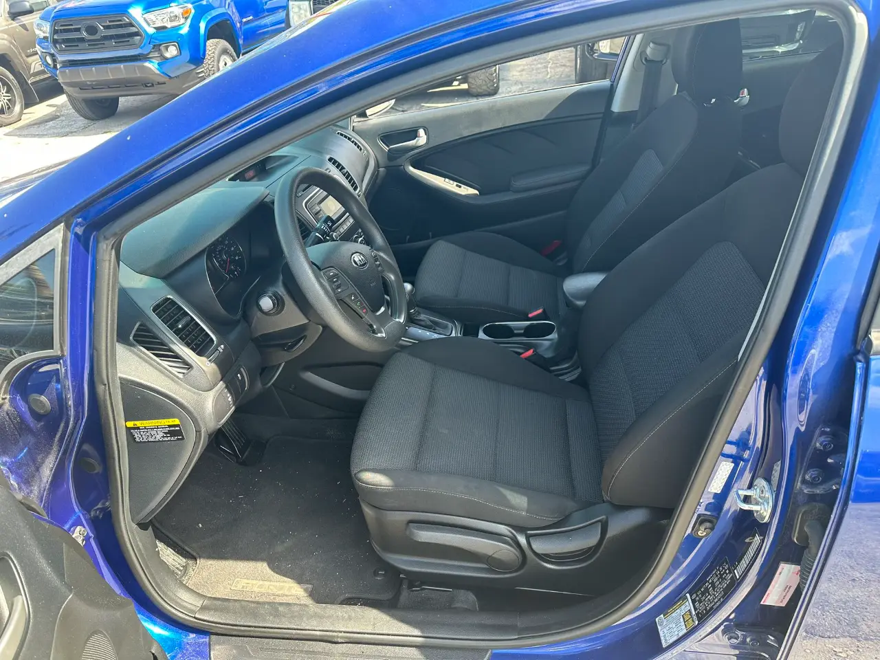 used 2017 Kia Forte - interior view 1