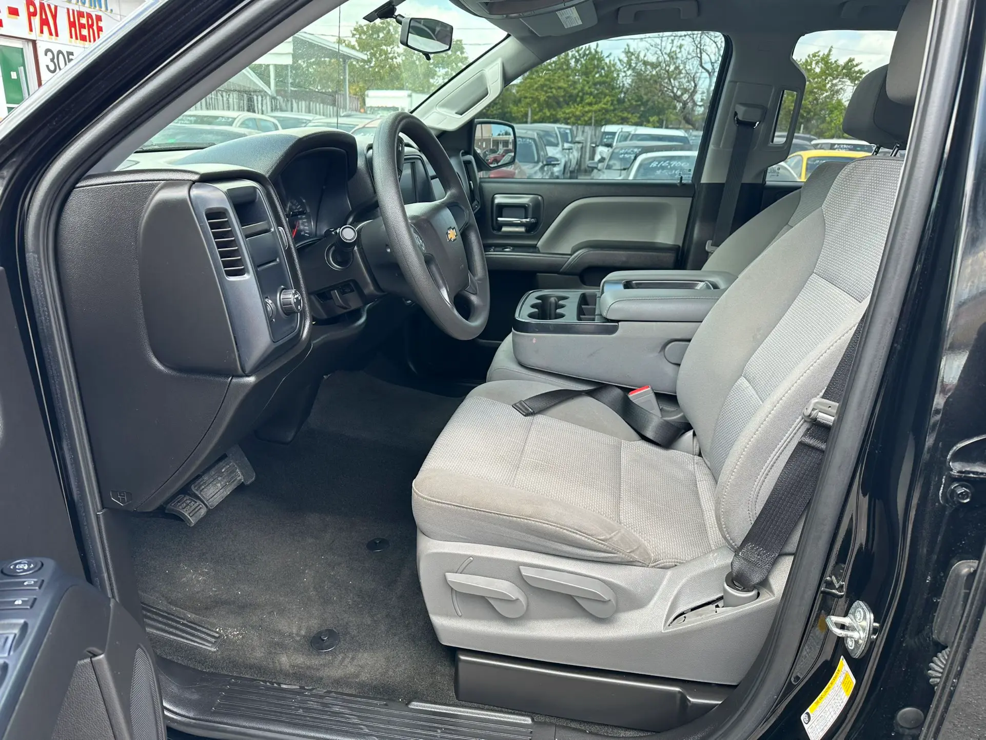 used 2018 Chevrolet Silverado - engine