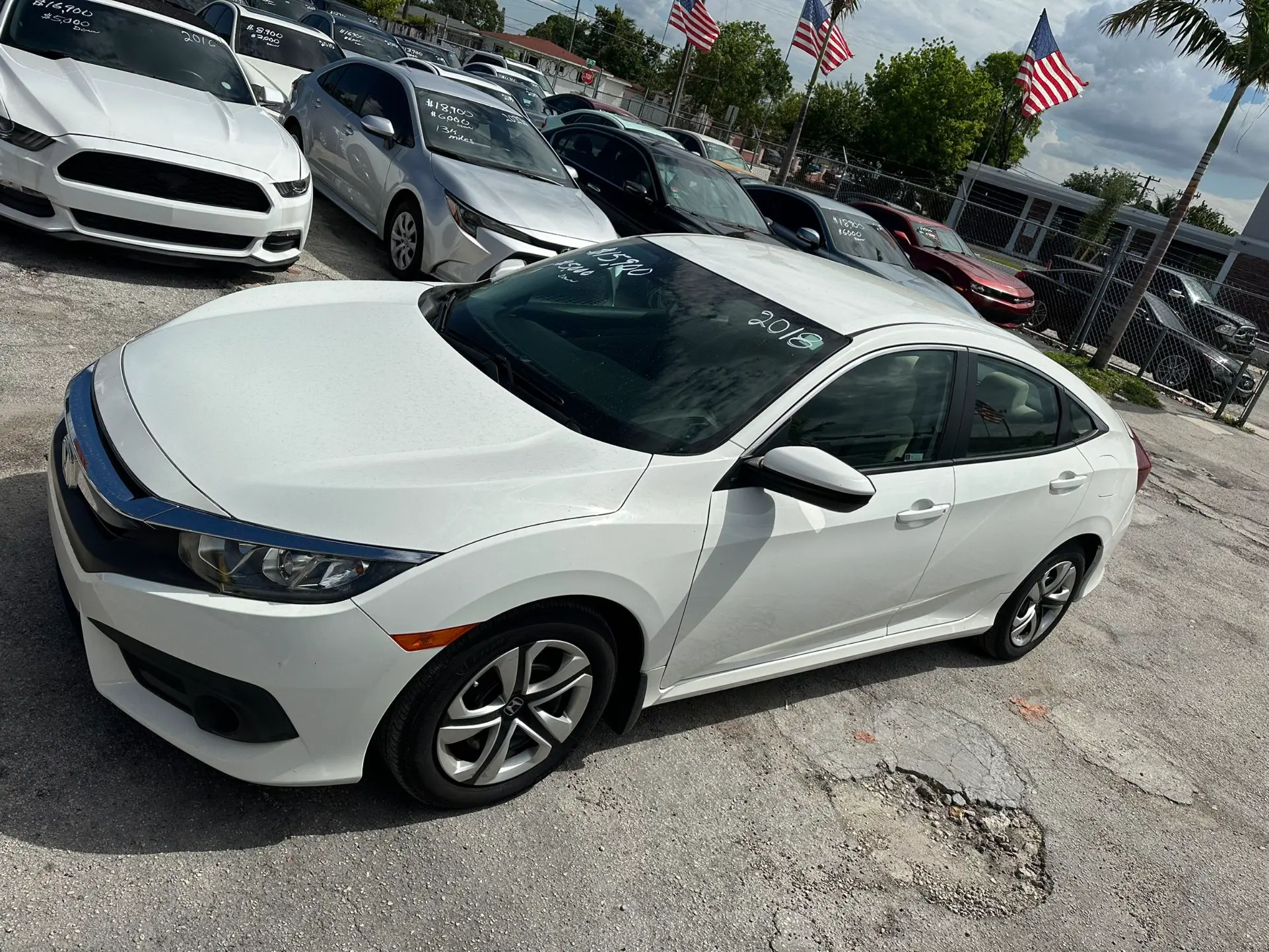 used 2018 Honda Civic - front view 3