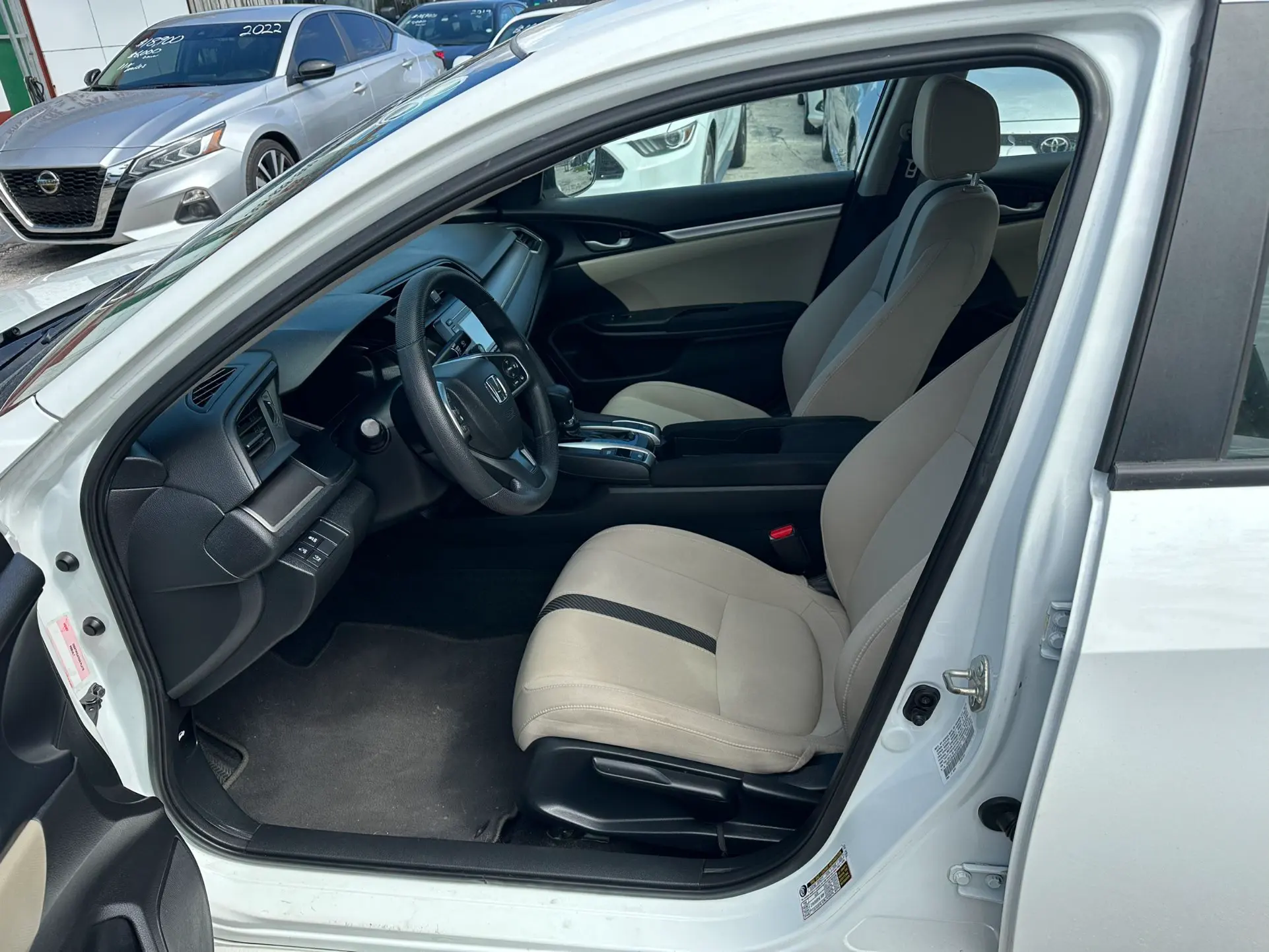 used 2018 Honda Civic - interior view 1