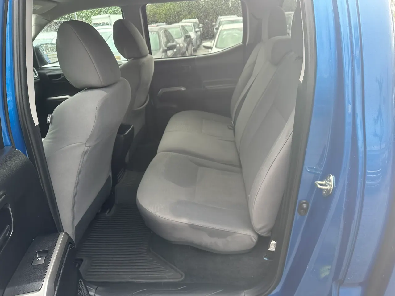 used 2018 Toyota Tacoma - interior view 2