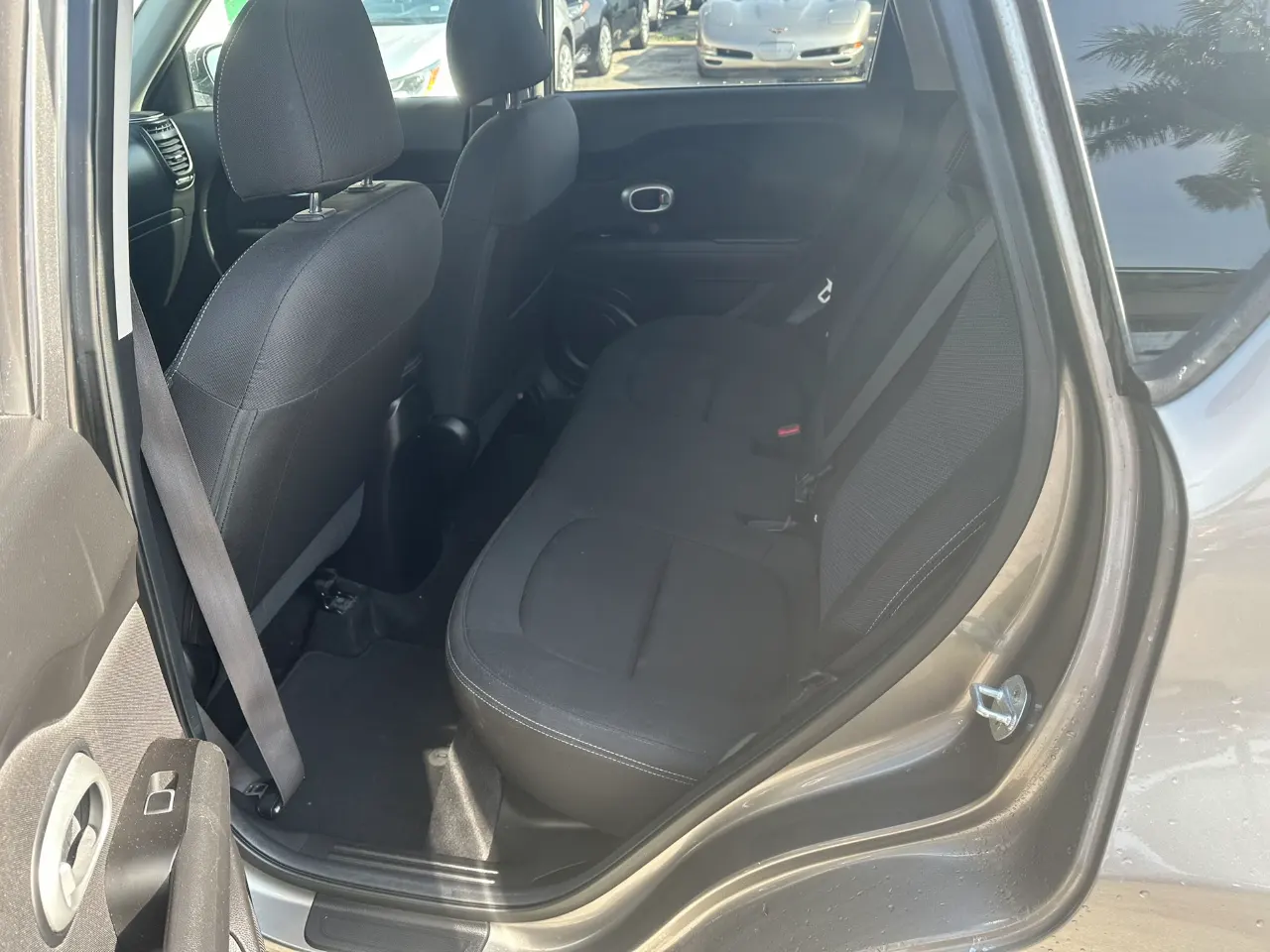 used 2019 KIA Soul - interior view 1