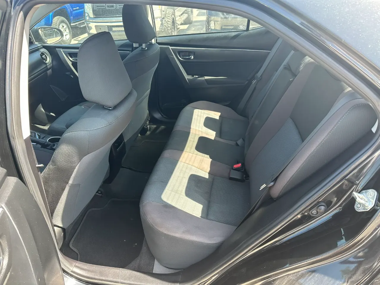 used 2019 Toyota Corolla - interior view 1