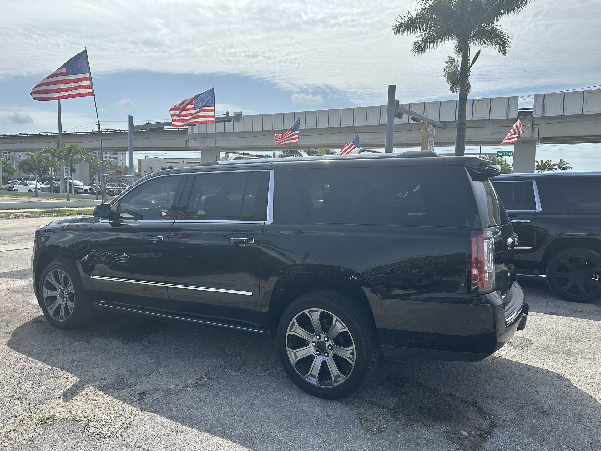 used 2017 gmc yukon denali - engine