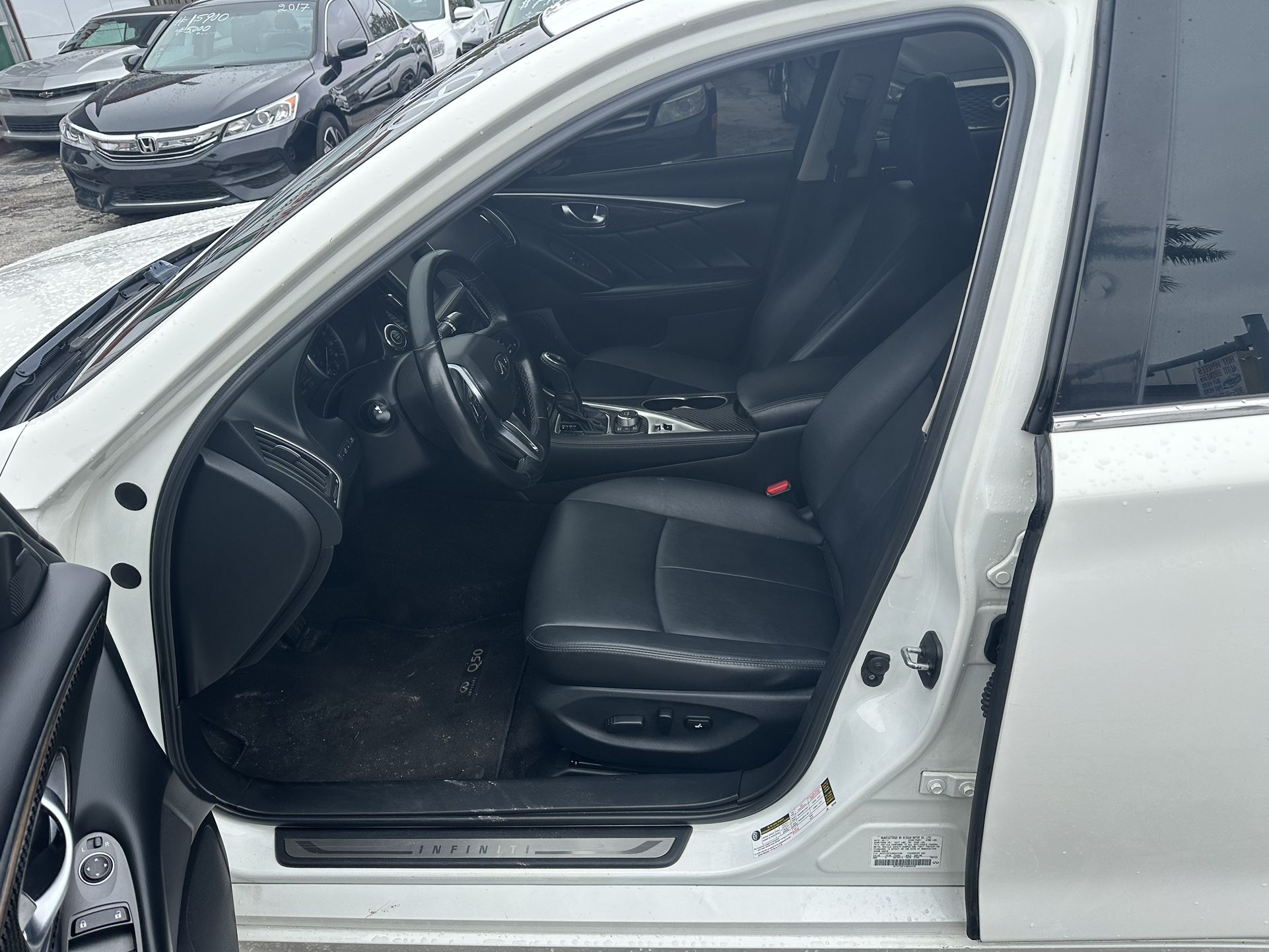 used 2018 INFINITI Q50 - interior view 2