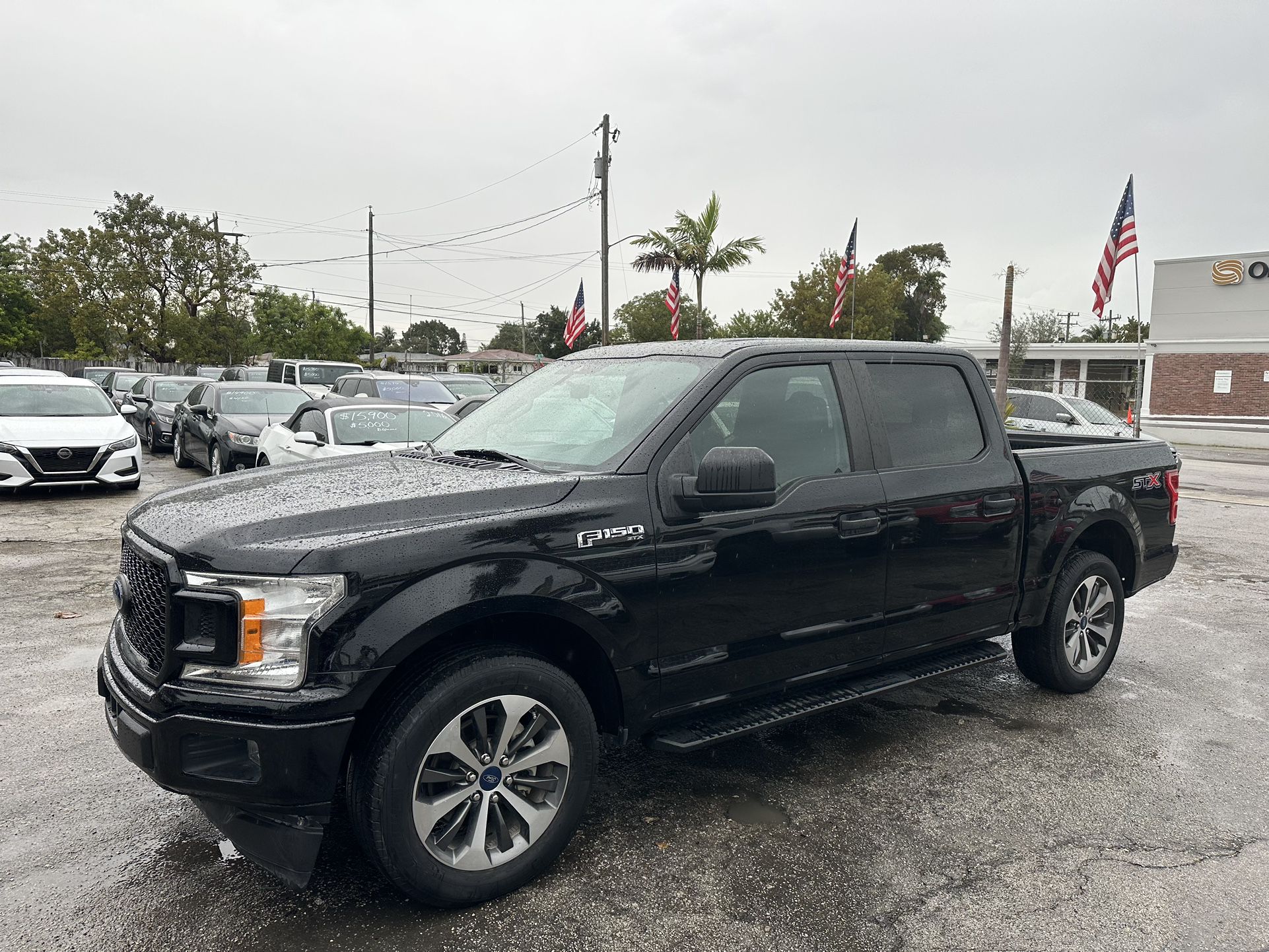 used 2019 ford f150 - front view 3