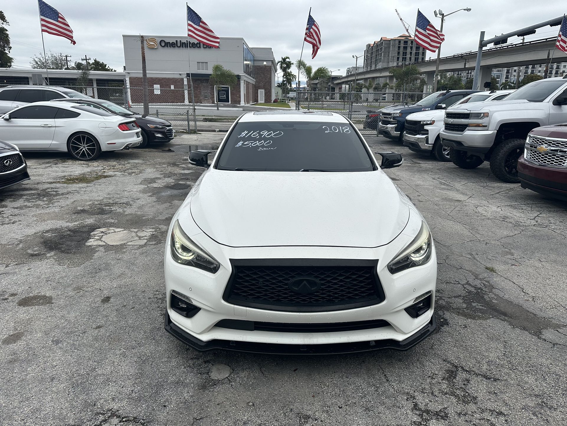 used 2018 INFINITI Q50 - front view 1