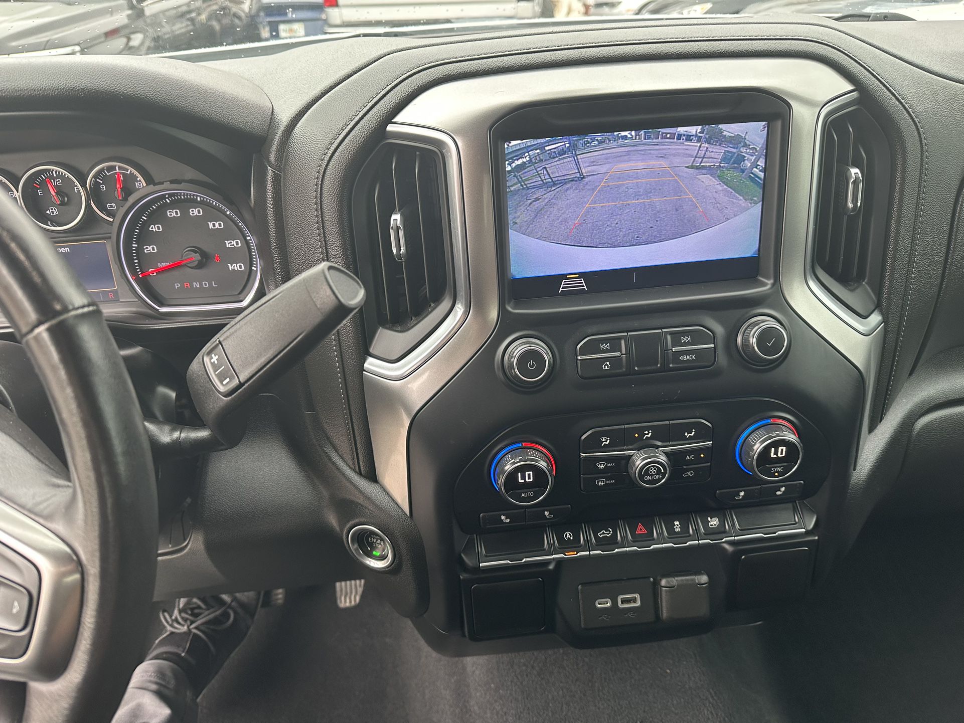 used 2020 chevy silverado - interior view 3