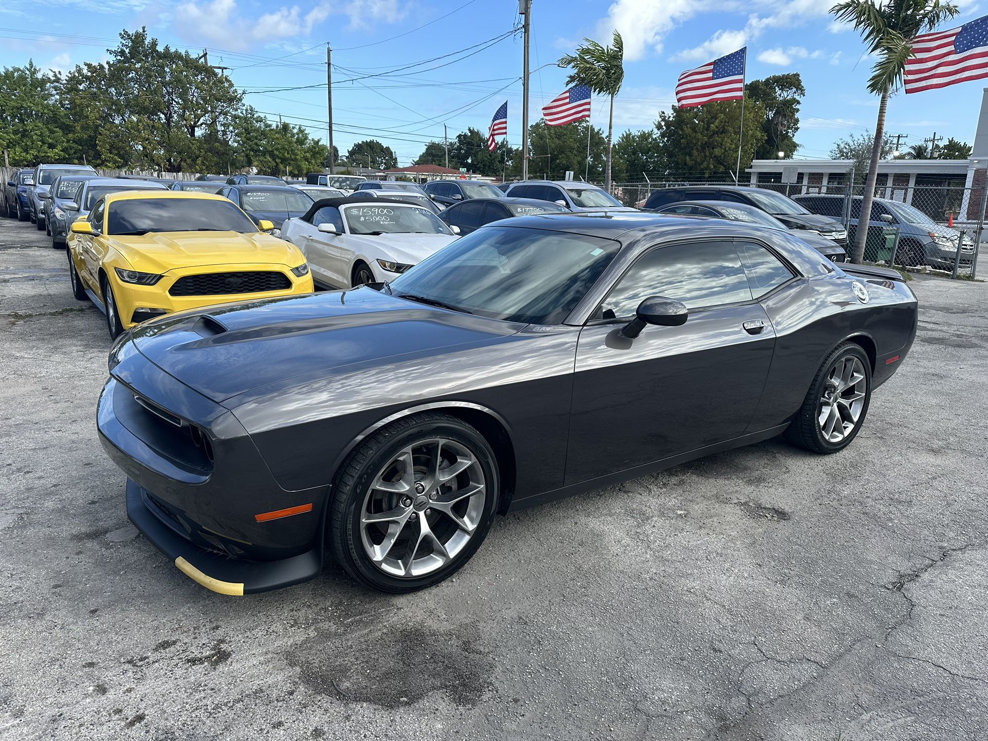 used 2020 dodge challenger - front view 3