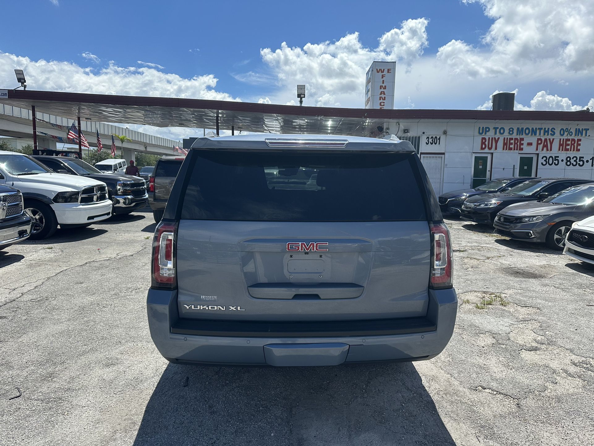 used 2016 gmc yukon XLT - interior view 1