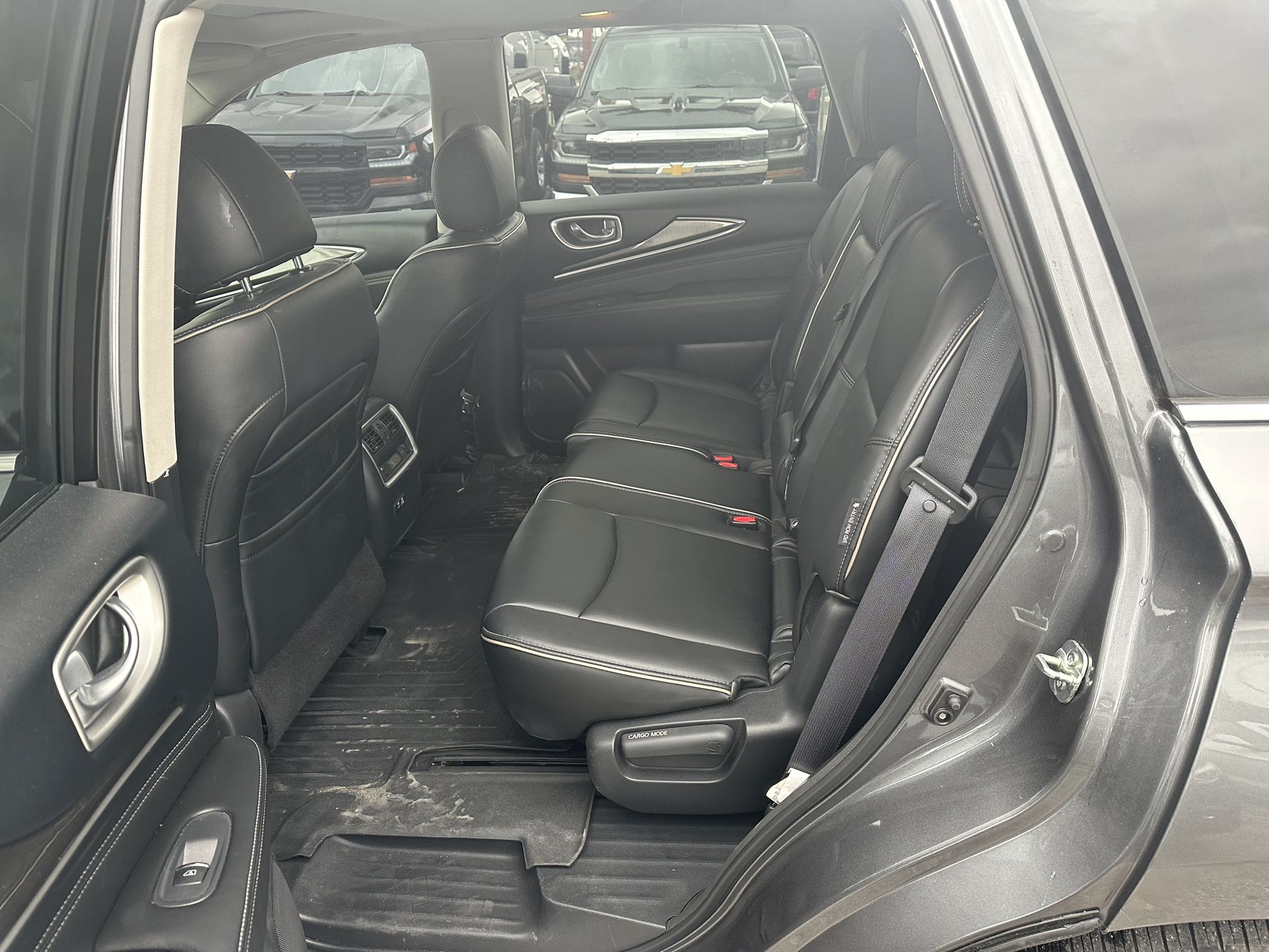 used 2019 infiniti qx60 - engine view