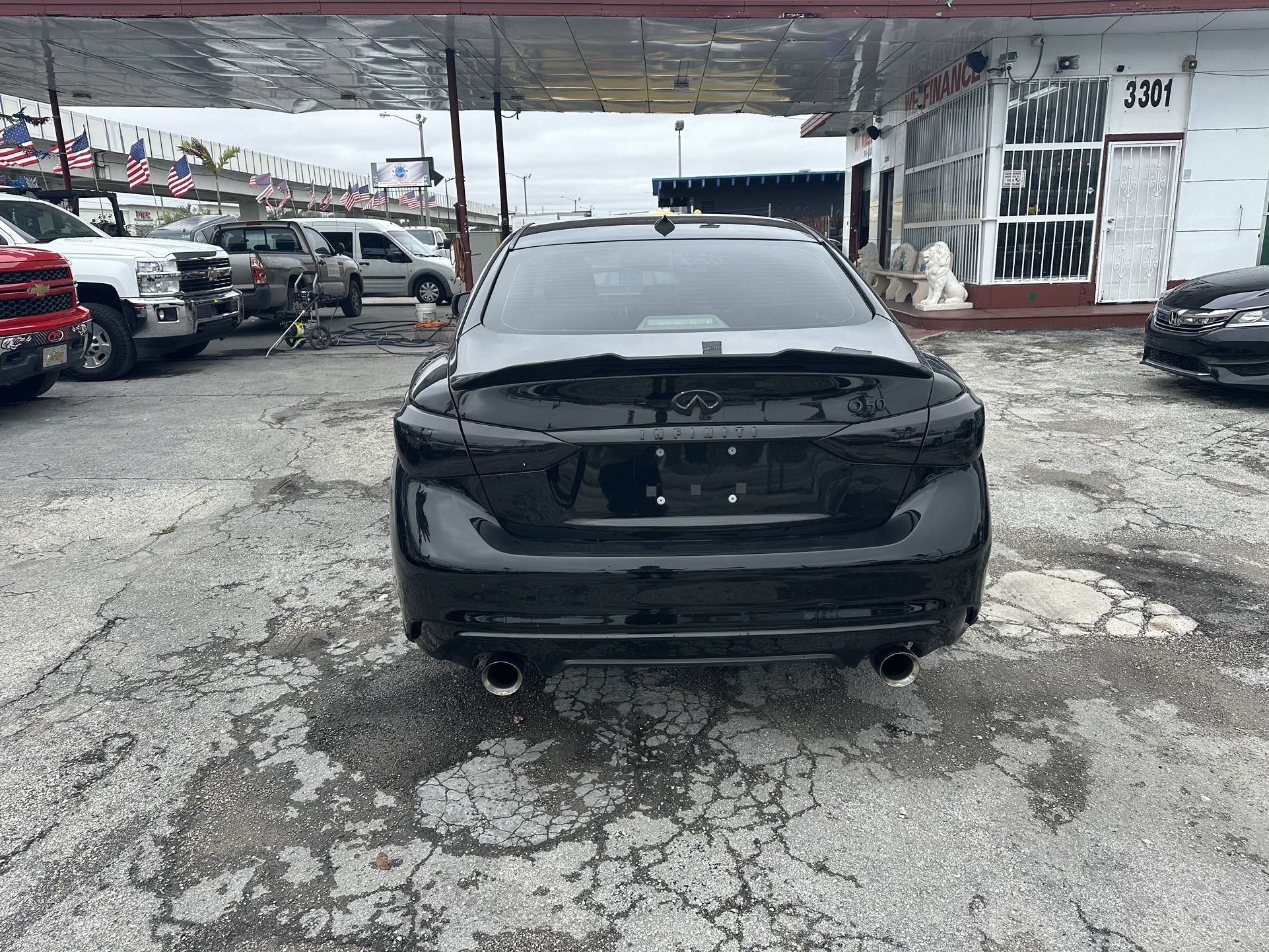 used INFINITI Q50 2019 - back view