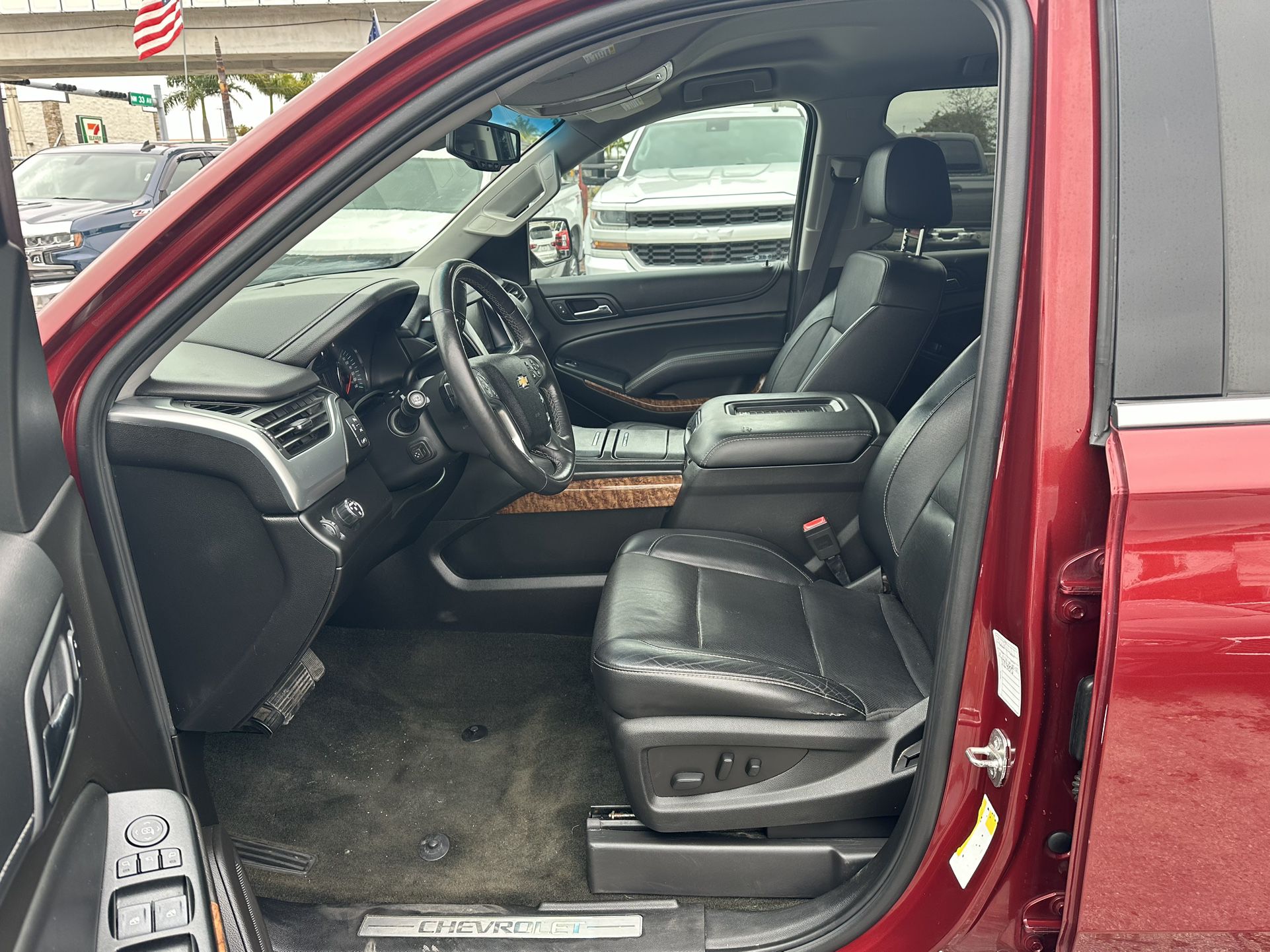 used 2017 Chevy Tahoe - interior view 1