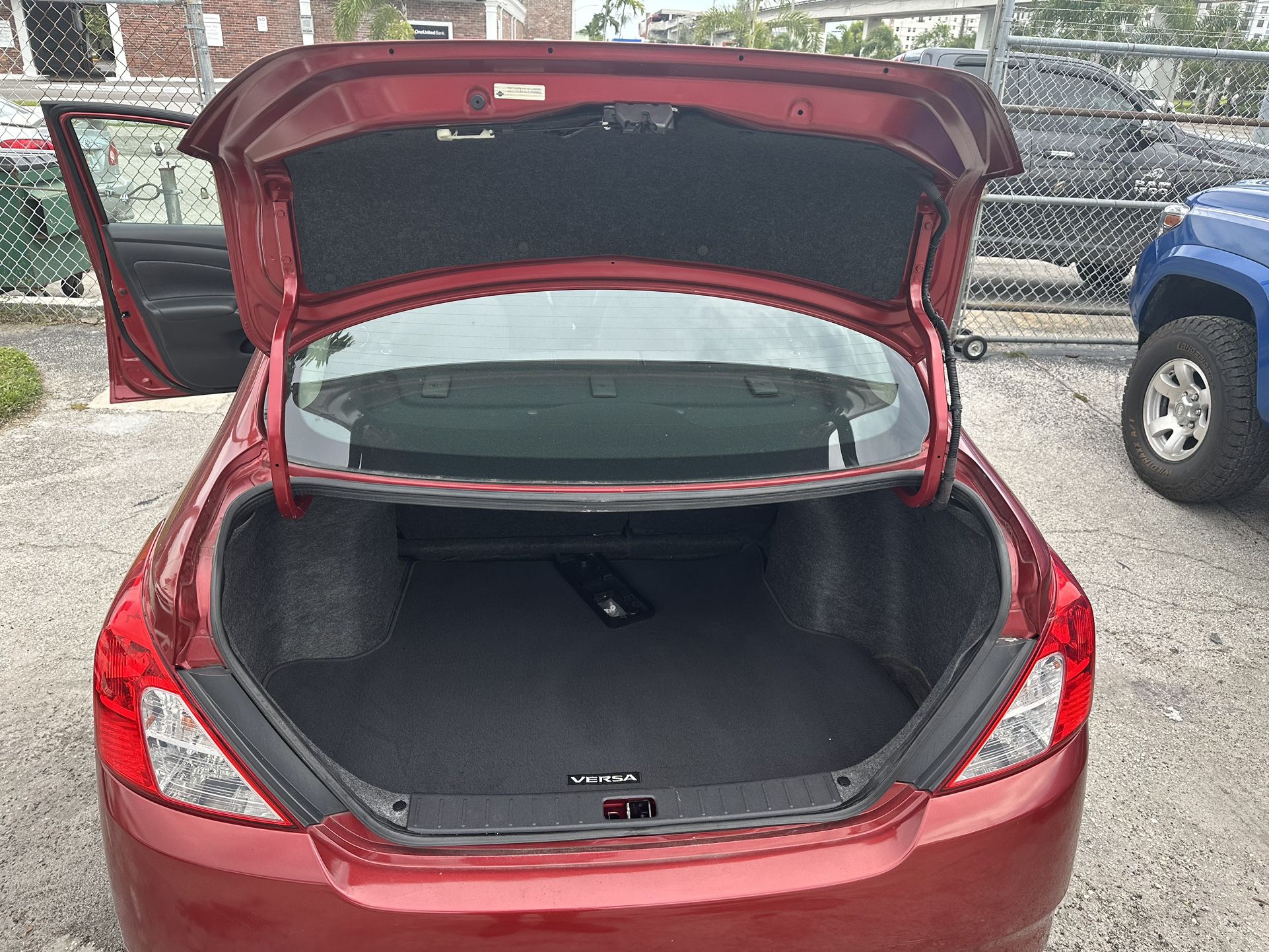 used 2018 nissan versa - interior view 1