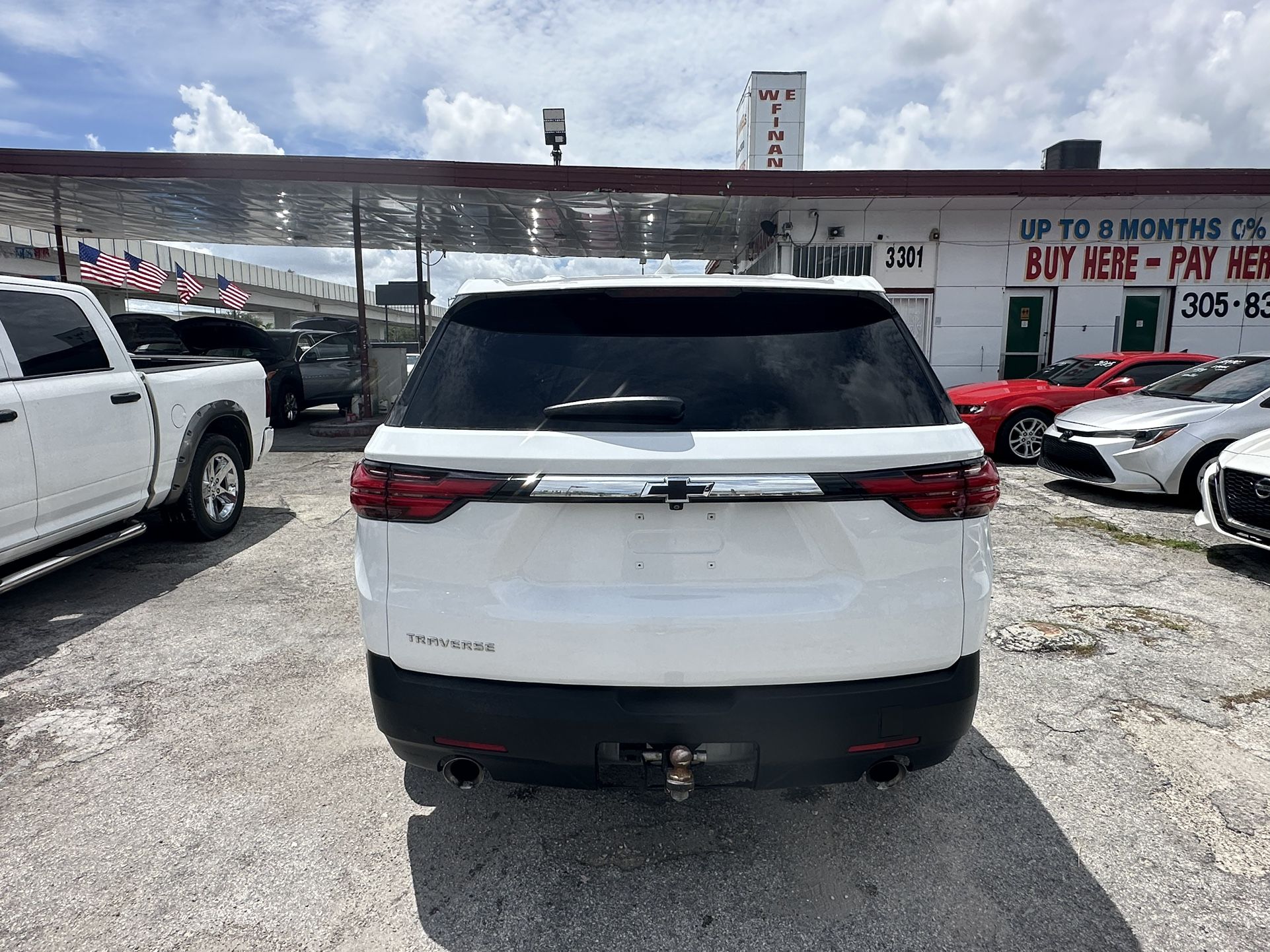 used 2022 chevy traverse - interior view 1