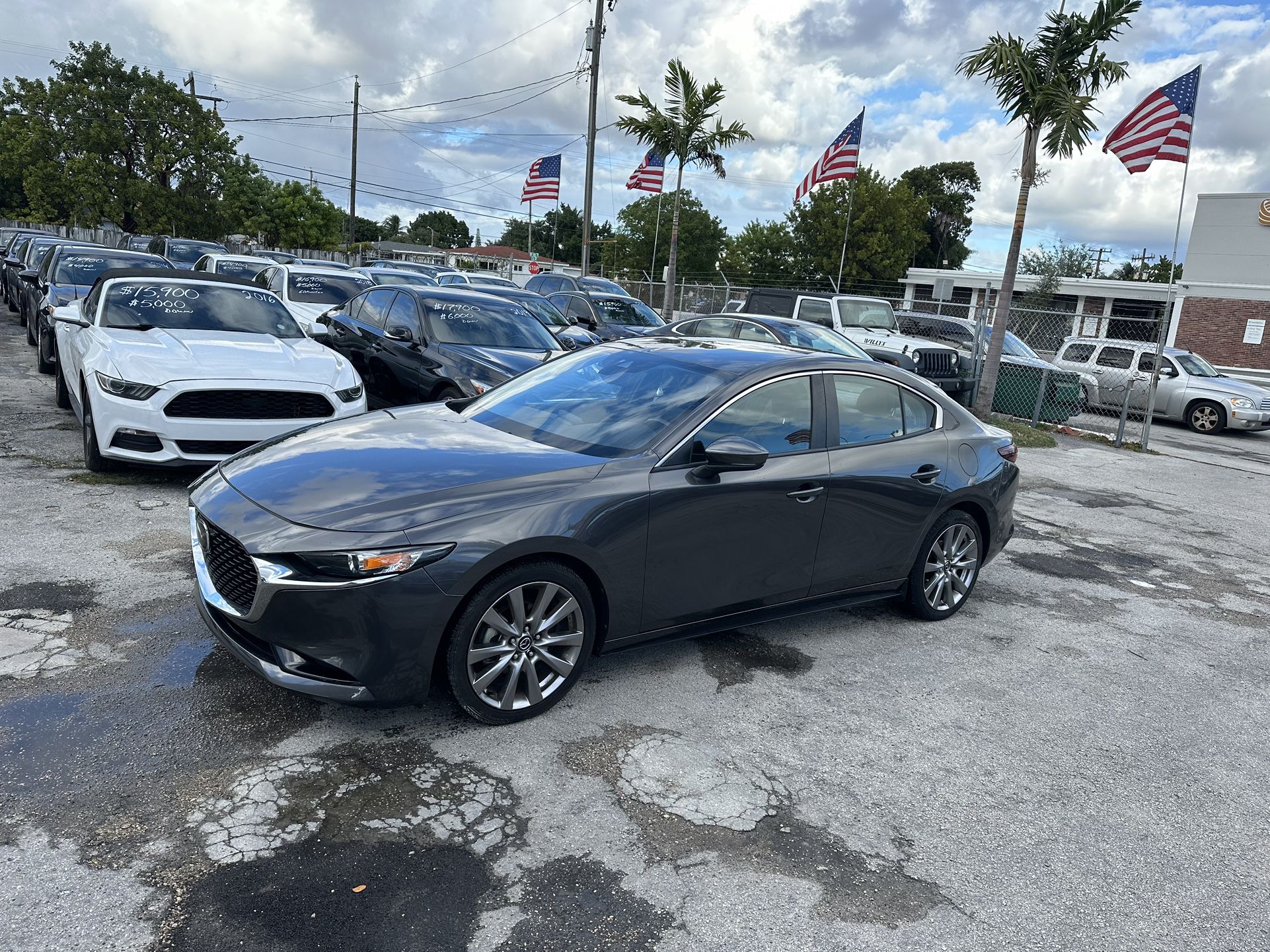 used 2019 MAZDA - front view 1