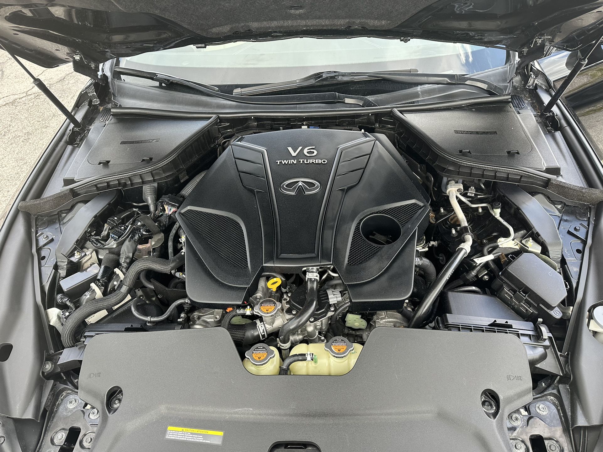 used 2019 infiniti q50 - engine